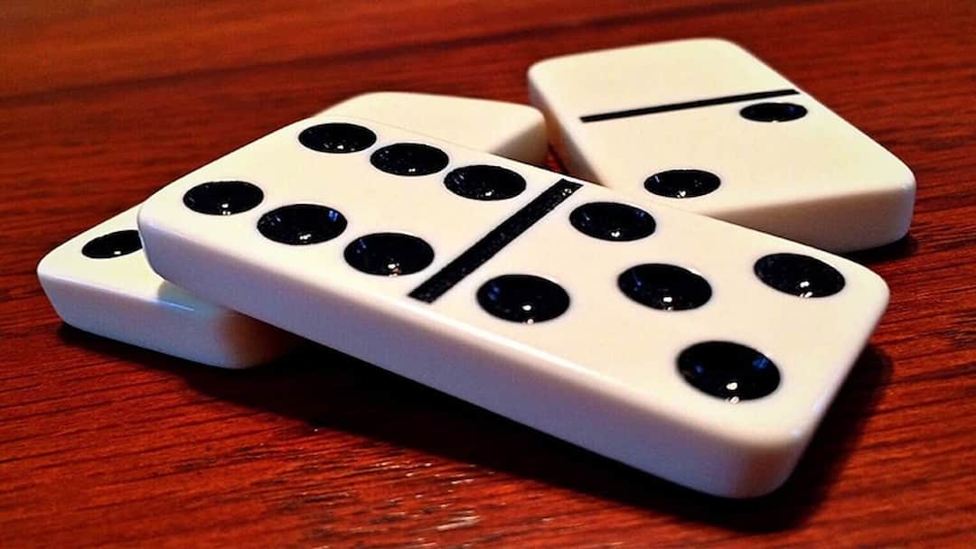 Tìm hiểu trò chơi Domino là gì? 