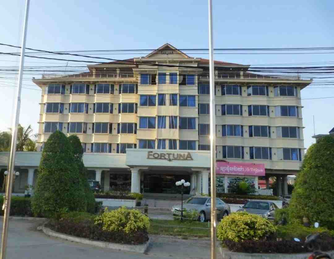 Thiên đường cá cược và nghỉ dưỡng Fortuna Hotel and Casino